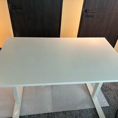 昇降式デスク！取りに来てくれる方限定でお譲りします！の画像