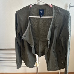 gap ライダースジャケットの画像