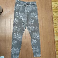 SUKALAヨガレギンスの画像