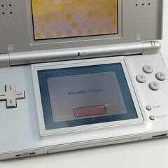 ニンテンドーDS Lite USG-001【おまけソフト付き！】の画像
