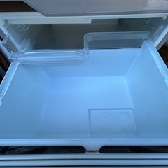 三菱　3ドア冷蔵庫　MR-CU33N-C 冷蔵庫　分解清掃済みの画像