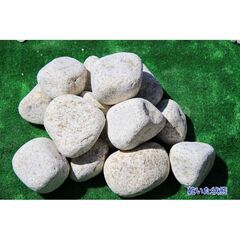 正宇トレードLLC 　特選　天然錆色伊勢砂利ゴロタ石　3寸(60～110ｍｍ)　20kgの画像