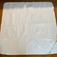 ベビー用品　寝返りマットレス　布団　120×120 防水キルトパッド２枚付きの画像