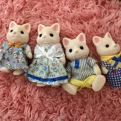ほぼ未使用。8/1までシルバニア赤いお家の画像
