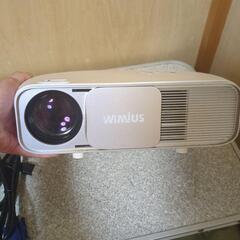 wimius プロジェクターの画像