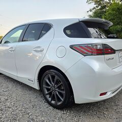 レクサスCT200h☆Fスポーツ☆車検令和8年3月☆純正メーカーナビ☆CD☆DVD☆地デジ☆ビルトインETC☆バックカメラ☆スマートキー×２の画像
