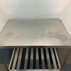(250729)　業務用作業台　厨房用品　W900×D600×H800　⑤の画像
