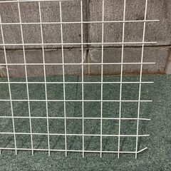 金網 フェンス 金属製 網目5cm角 白 ① 幅240cm×奥行131cm の画像