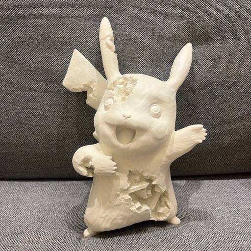 Daniel Arsham × Pokémonダニエルアーシャム ピカチュー