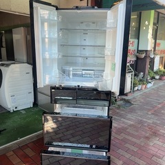 6ドア　冷蔵庫　保証付きの画像