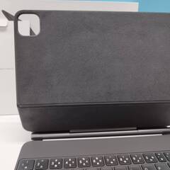 iPad Magic Keyboard/11インチ/A2261/日本語配列/ブラック〈MXQT2J/A〉の画像