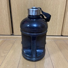 MYPROTEIN マイプロテイン ハーフガロン ハイドレーター 1.9L 黒の画像