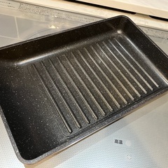 スクエアパン  四角いフライパン　溝付きグリルパン（レッド）の画像
