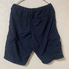 ユニクロ、メンズM半ズボン、ナイロン100%の画像