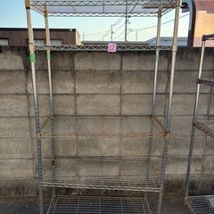 金属製ラックの画像