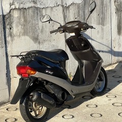 大人気セール‼️安心のバッテリー新品✨️前後タイヤまだまだ山あり🗻ドライブベルト新品✨️嬉しいオイル満タン補充済み🈵オイル交換不要⭕️継ぎ足しだけで🆗2サイクルでパワフルな走り💨AF27 スーパーディオ✴の画像