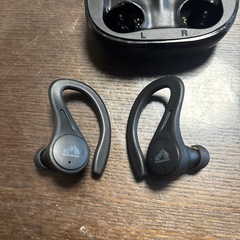 JVC Bluetoothイヤホンの画像
