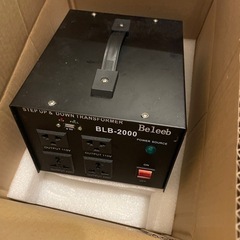 2000W 変圧器 トランス ac 100v/110v to 220v-240vの画像