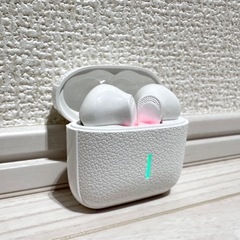 【新品】ワイヤレスイヤホン ノイズキャンセリング搭載の画像