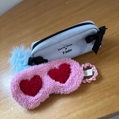 筆箱としっぽのキーホルダーアイマスク🎁の画像
