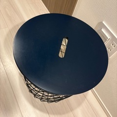 IKEA イケア KVISTBRO収納付き　サイドテーブルの画像
