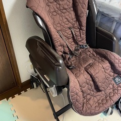 電動ハイローチェアの画像