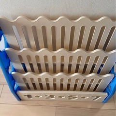 子供用本棚、ラックの画像