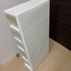 すきま収納ラックの画像