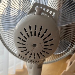 扇風機　押しボタン　訳ありの画像