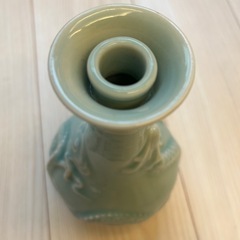 青磁花瓶の画像