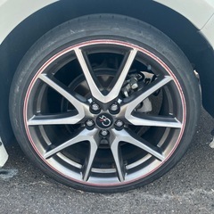 215/40r18 トヨタ　プリウス　ホイールの画像