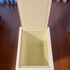 IKEA ゴミ箱の画像