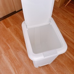 【新品未使用】ニトリ ゴミ箱 45Lの画像