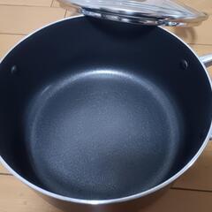 鍋【フタ付き】の画像