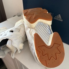 リーボック　インスタポンプフューリーの画像