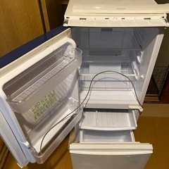冷蔵庫　2013年　つい最近まで使用
の画像