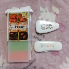 離乳食グッズ　フォーク・スプーン　ヌードルカッター　小分けカップ(未使用)の画像