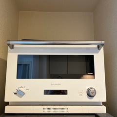 BALMUDAバルミューダ　オーブンレンジ　ホワイトの画像