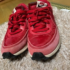 NIKEシューズ　赤の画像