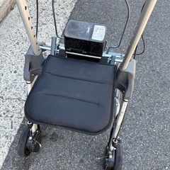 【取りに来て頂ける人】 車いす 手押し車 の画像
