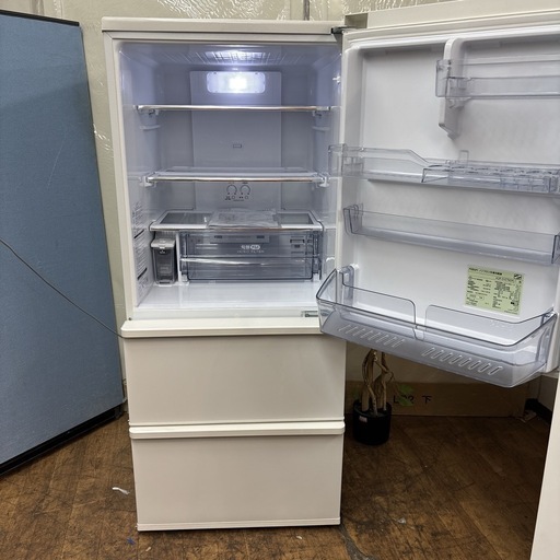 I674 ? ジモティー限定価格！ 2022年製の高年式♪ AQUA 冷蔵庫 (272L) 3ドア ⭐ 動作確認済 ⭐ クリーニング済