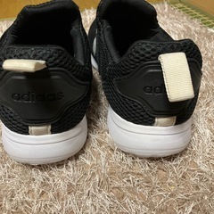 アディダススニーカースリッポン24.0センチの画像