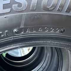 BS BRIDGESTONE BLIZZAK VRX3 185/60R15 15インチ スタッドレス 4本 22年製 バリ溝 イボ付き　ヴィッツ フィット インサイト シエンタの画像
