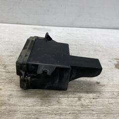 SUZUKI アドレスV100 バッテリーケース スズキ [M-250729-17]の画像