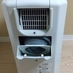2011年製　コロナ除湿器　CDM-1011の画像