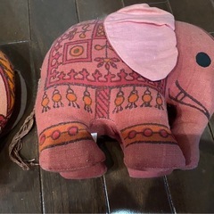 アジアンセット　　木彫り　布　ゾウさんと小物の画像