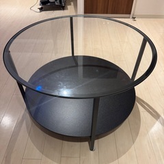 IKEA ガラステーブルの画像