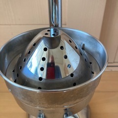 手動ジューサー ステンレススチールの画像