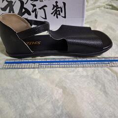 【新品未使用】サンダルの画像