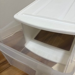 衣装ケースH約27cm, D約52cm,W約37cm　の画像